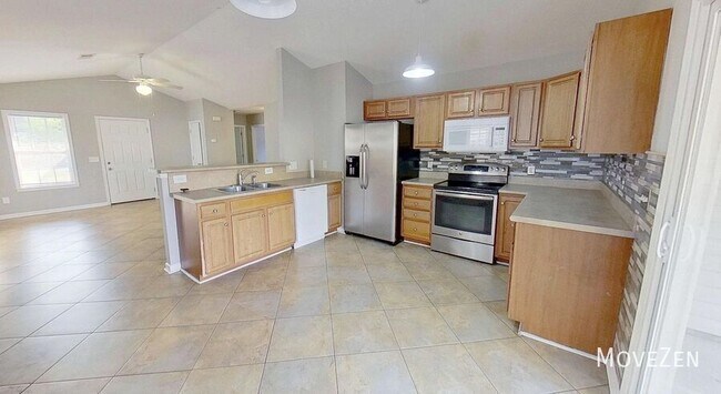 Photo - 2034 Monroe St