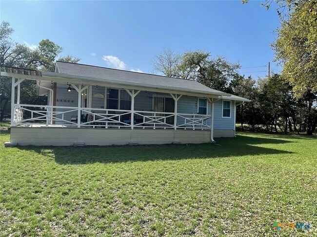 Building Photo - 685 Eastview Dr Rental
