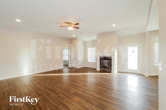 Photo - 16811 Onyx Terrace