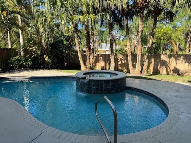 Photo - 2420 SE Springtree Pl House