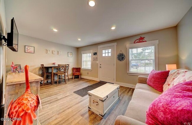 Photo - 1420 Beck Ave