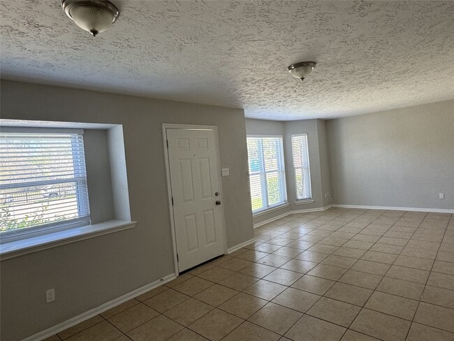 Photo - 3818 Willow Springs Ln