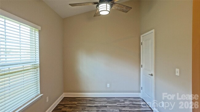Photo - 108 Bunker Hill Ln