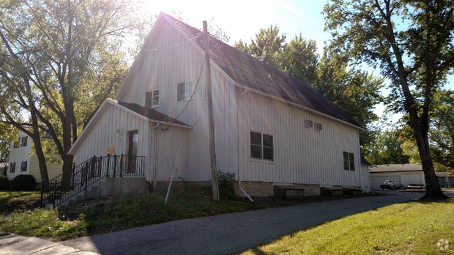 Building Photo - 138 N Agency St Rental