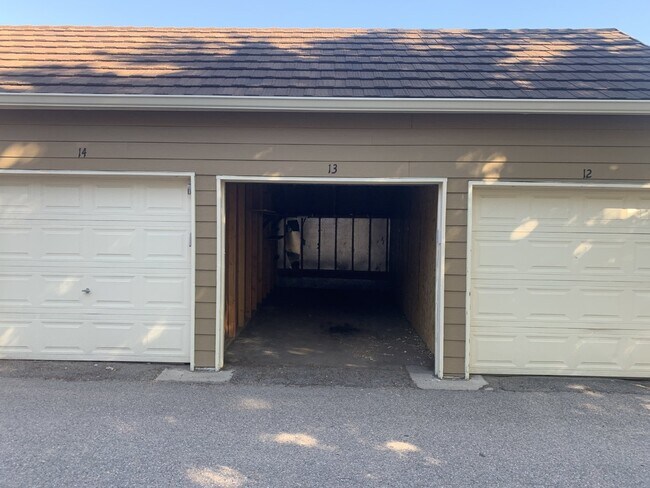 Photo - Available September! Newly Updated 2 bed/2 bath Condo Unit 302