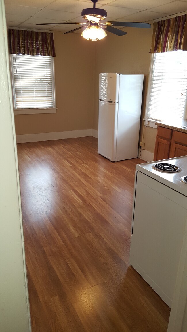 Photo - 528 Euclid Ave Apartments Unit #2