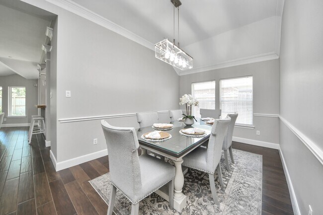 Photo - 18027 Parkwille Ln