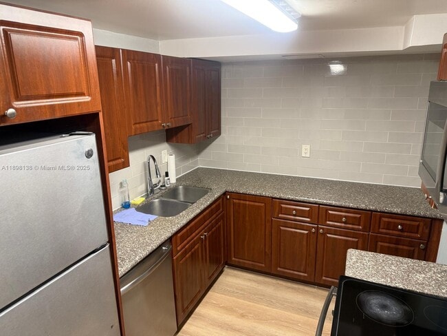 Photo - 6831 SW 147th Ave Unit 1B1