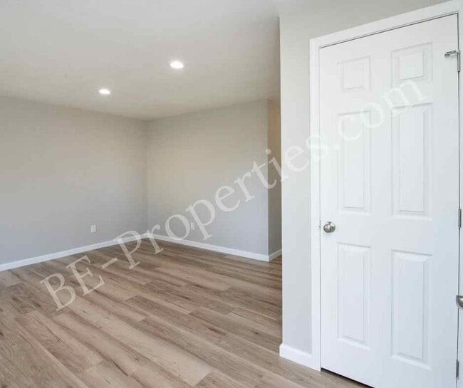 Photo - Central Tacoma Rambler