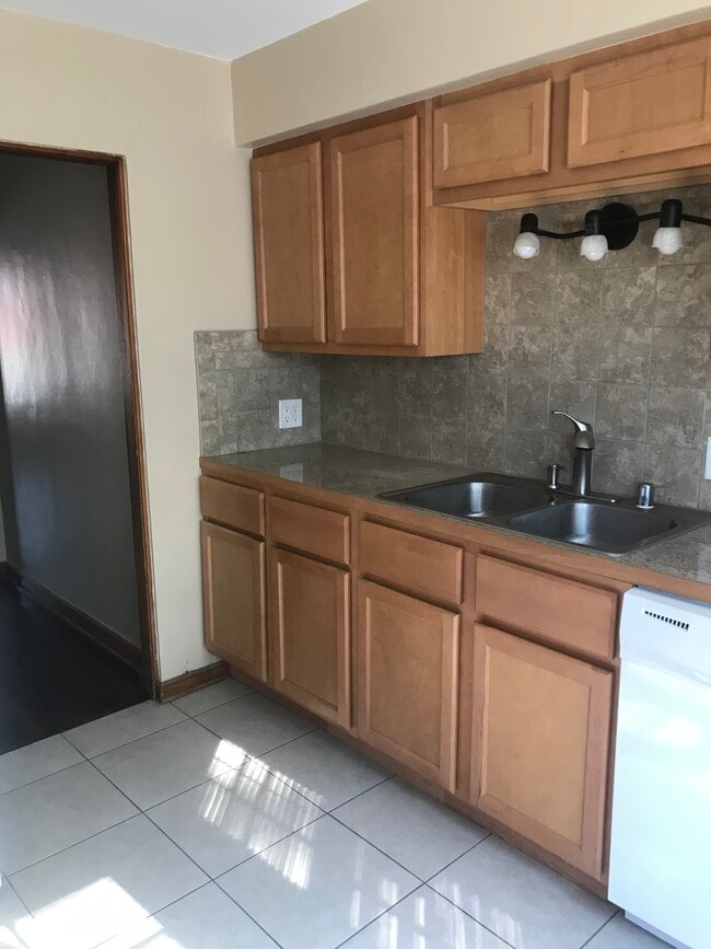 Photo - 6515 W Center St Unit 4