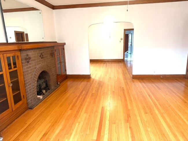 Photo - 5848 N Moody Ave Unit 2