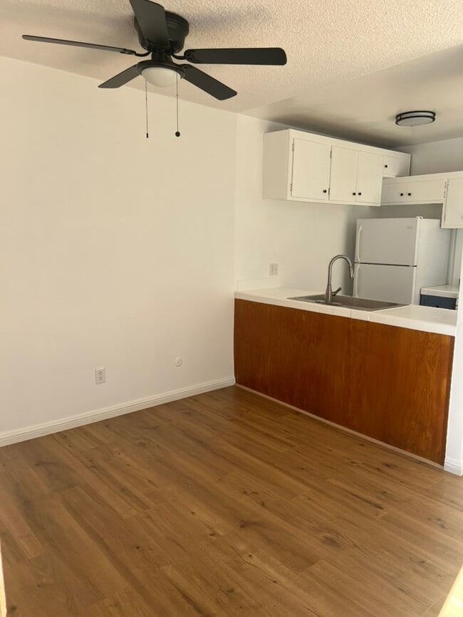 1542 Hi Point St Unidad 7