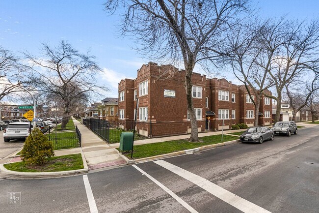 Photo - 6455 S Fairfield Ave 2714-24 W 65th Chicago, IL 60629