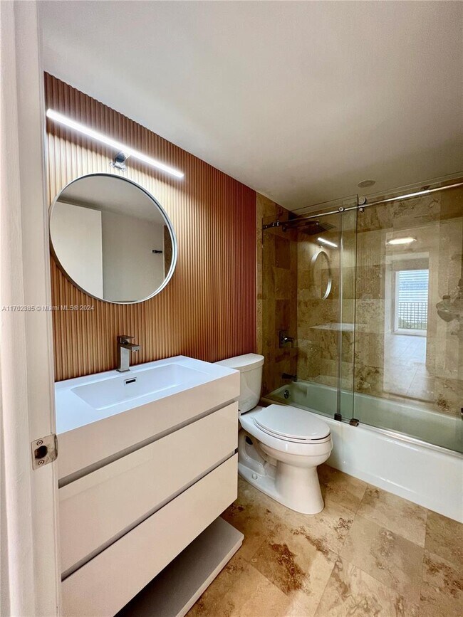 Photo - 1901 Brickell Ave Unit #B1613