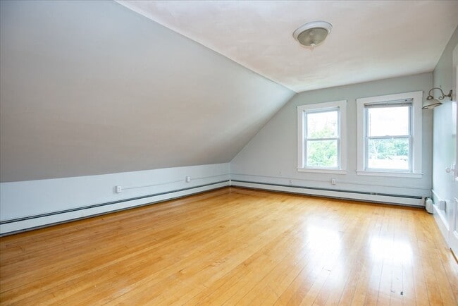 Photo - 18 Watson St Unit 5