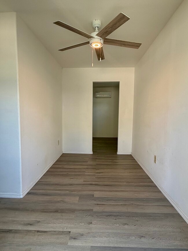 Photo - 4007 Deleuil Ave