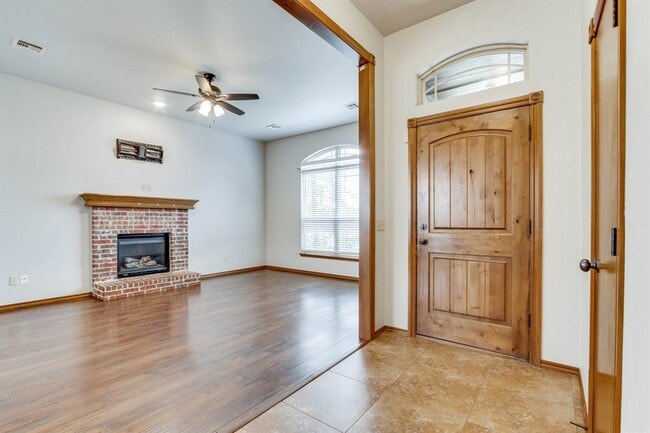 Photo - 1046 Phils Way