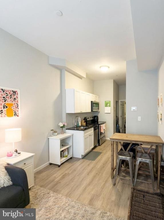 Building Photo - 1724 N Bouvier St