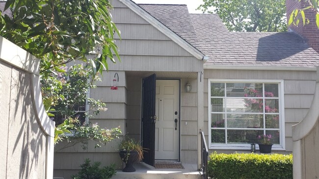 Photo - 4406 29th Ave W