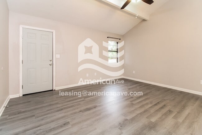 Photo - 3403 Blackstone St