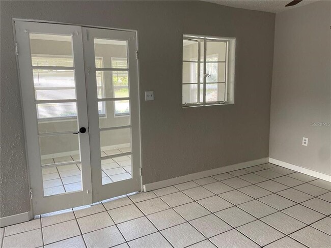 Photo - 909 N Thornton Ave