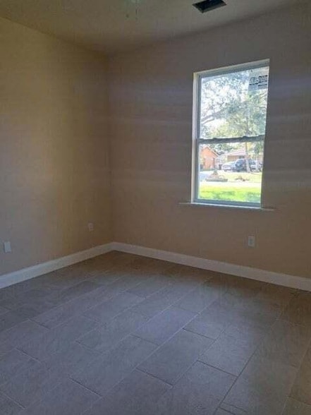 Photo - 301 SE Bayview Terrace