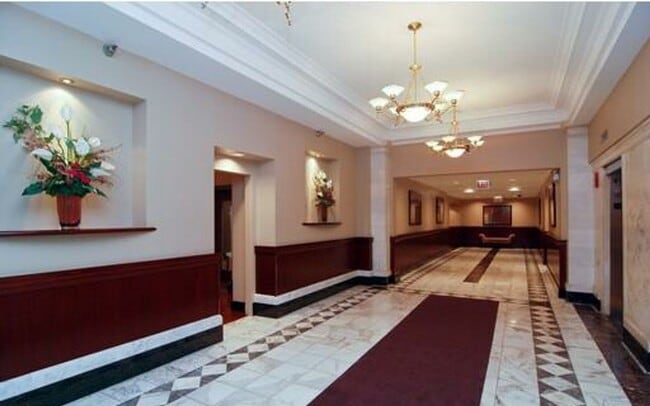 Photo - BEAUTIFUL STUDIOAPARMENT IN BURNHAM PLAZA WITH 1.0 BATH Unit 312