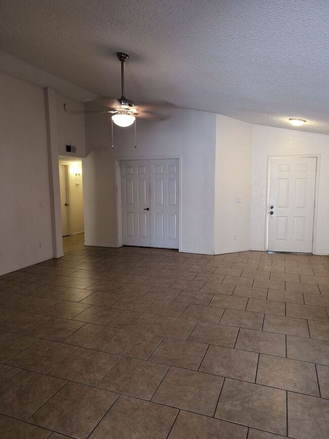 Photo - 73 S Cypress Ct