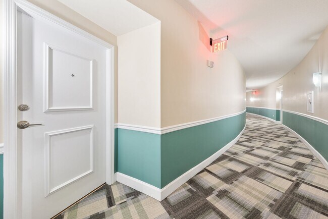 Photo - Downtown Orlando One Bedroom with Lake Eola View * * Modernized Waverly Condo Unidad 614
