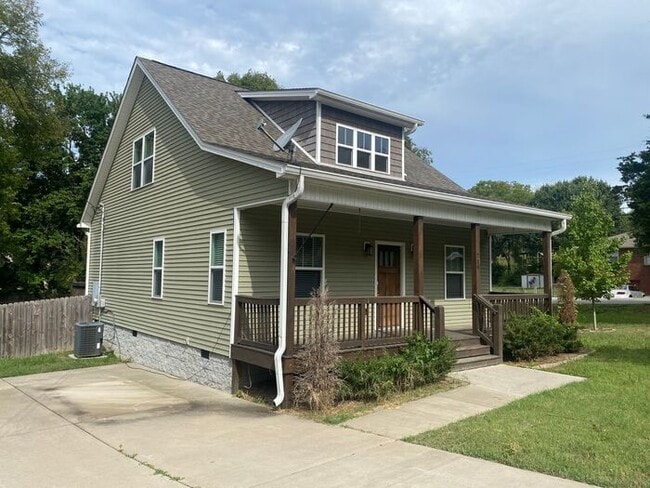 Photo - Beautiful 3 Bed 2 Bath in Madison - Newer Construction