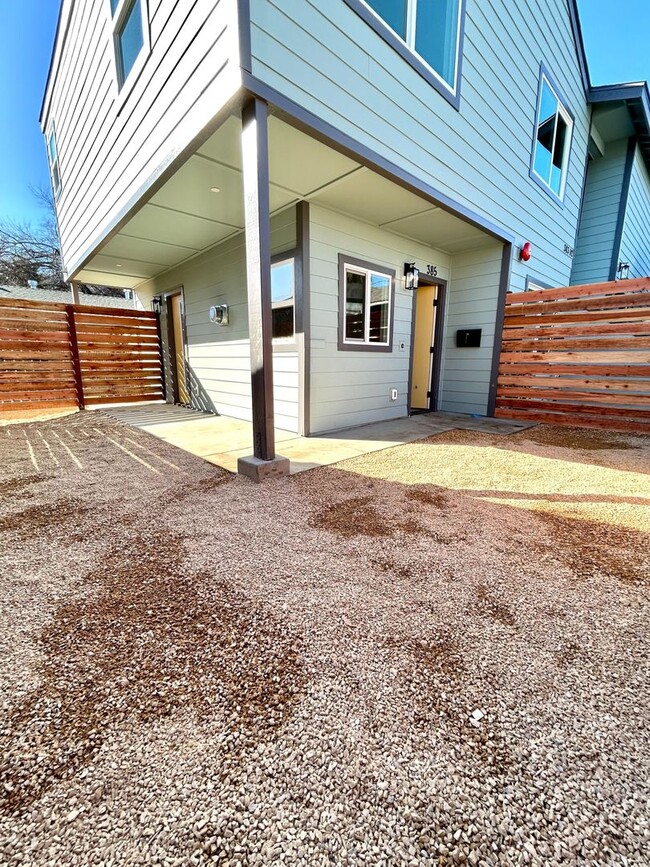 Building Photo - 1-Bed/1-Bath Near Downtown San Luis Obispo and Cal Poly Unit 385 Lemon Street