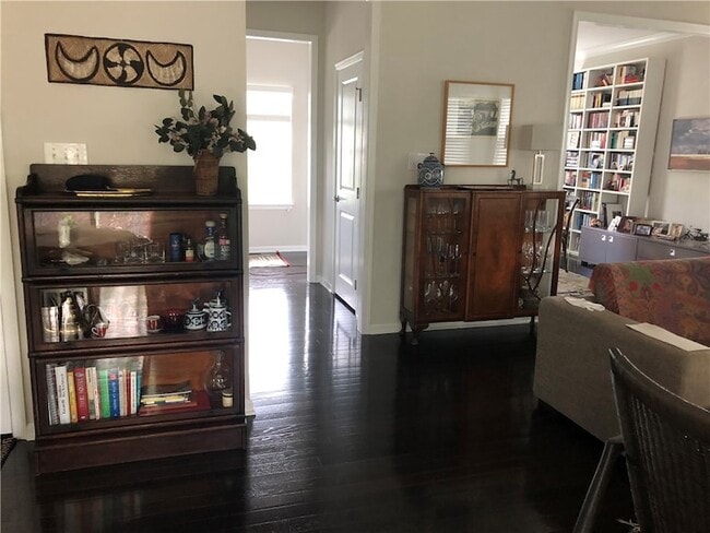 Photo - 112 Hamilton Dr