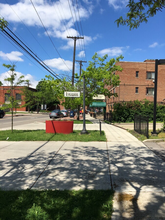 Photo - 13051 Larchmere Blvd