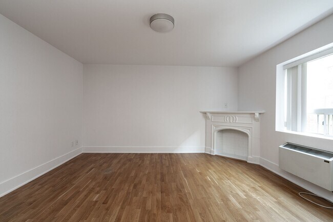 Photo - 83 Isabella St Unit 110