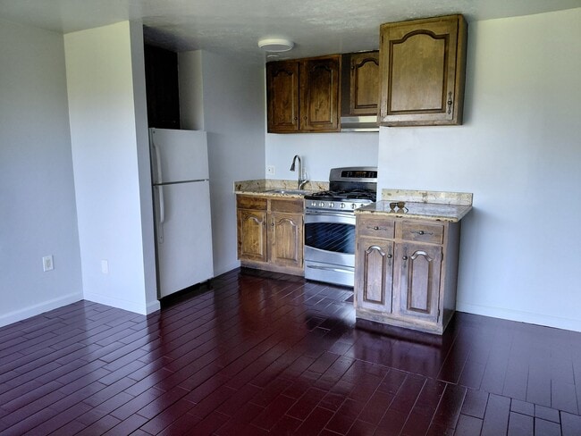 Photo - 6170 Plymouth Ave Unit 1 Bd South