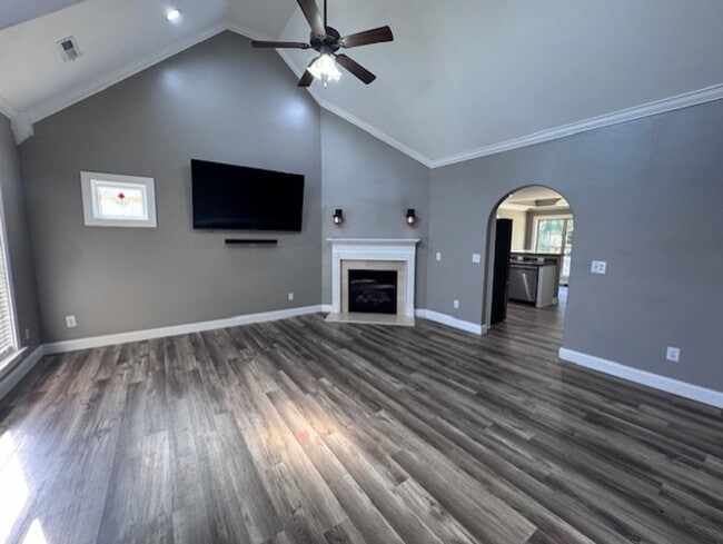160 Stonecreek Pl