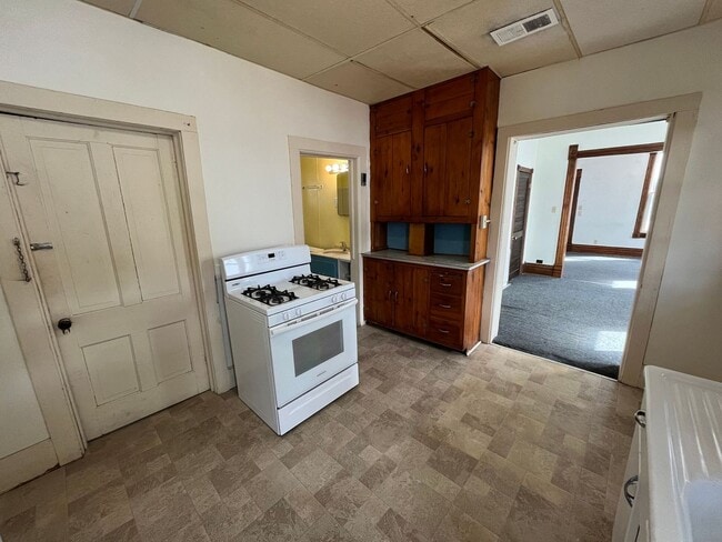 Photo - 108 S Foster St Unit Lower