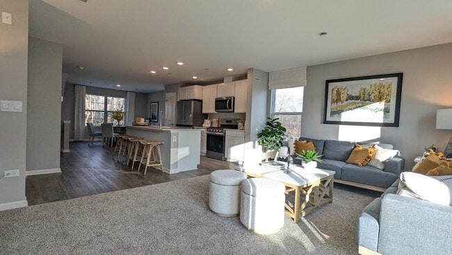 Photo - 1392 Foxglove Dr