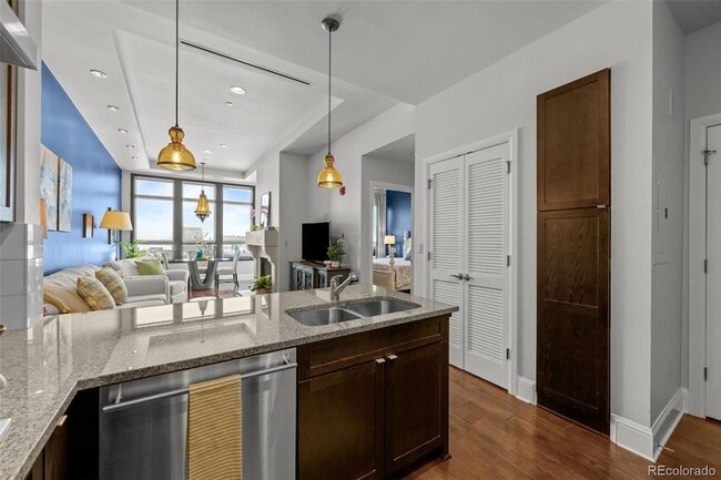 Photo - 5455 Landmark Pl Unit 815