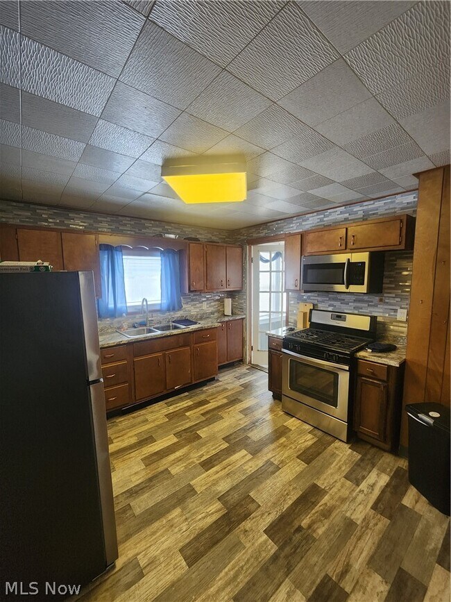 Photo - 16412 Talford Ave