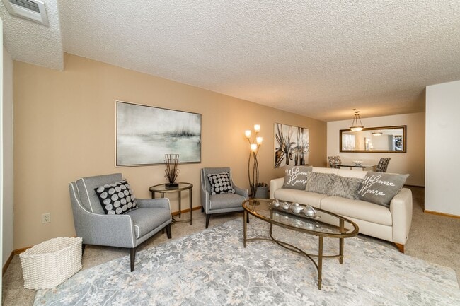 Photo - Oak Pointe Apartments