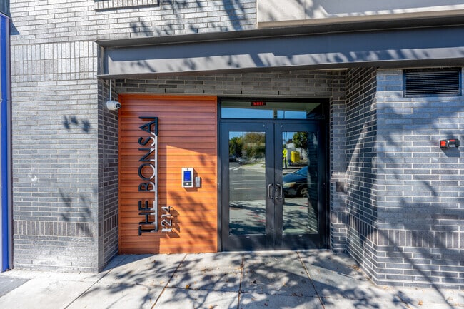 Building Photo - Bonsai Apartments