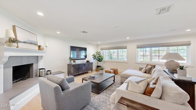 Photo - 4701 N Dromedary Rd