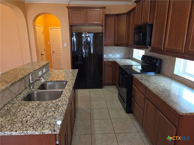 512 Wyndham Hill Pkwy