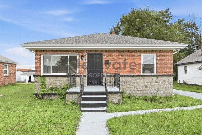Photo - 3605 South St