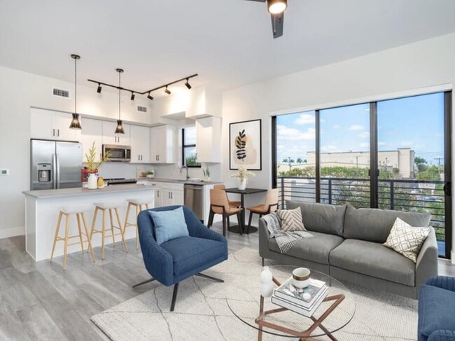 Building Photo - 1301 Alpha St Unit 2104