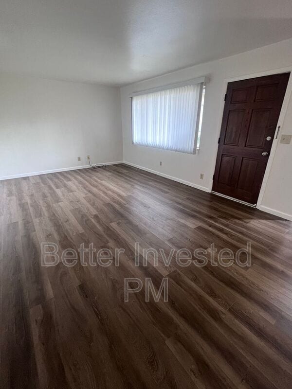 Photo - 857 S Oak St Unit Apt 9