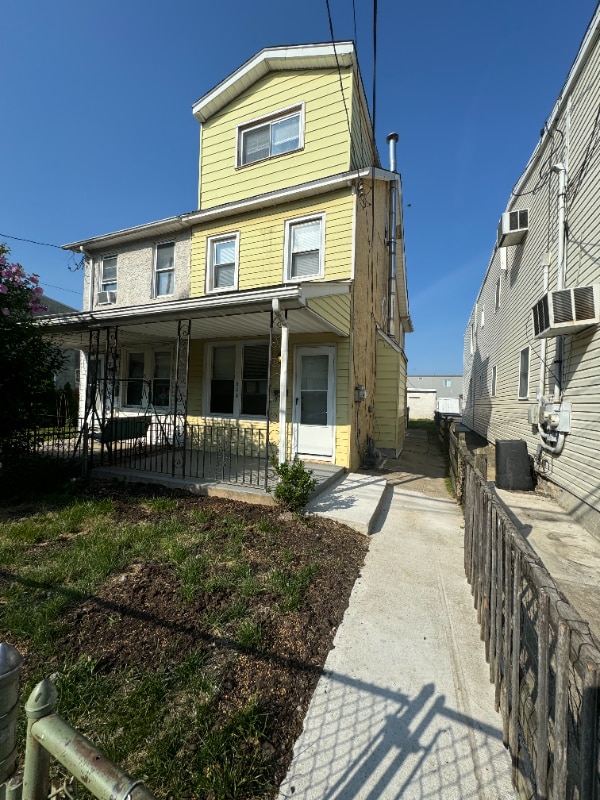 Building Photo - 908 Church St Rental