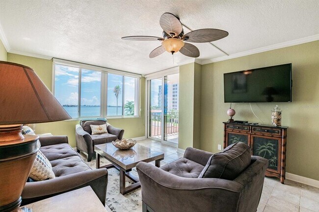 6295 Bahia Del Mar Cir Unit 401