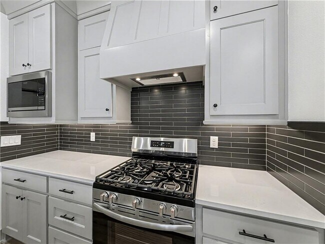 Photo - 4979 Farmhouse St